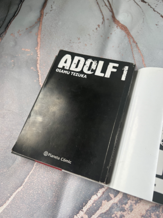 Manga Adolf en español Caballito